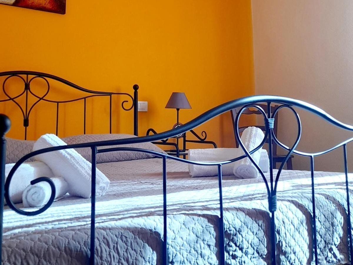 Su Fassoi Cabras Bed & Breakfast Dış mekan fotoğraf