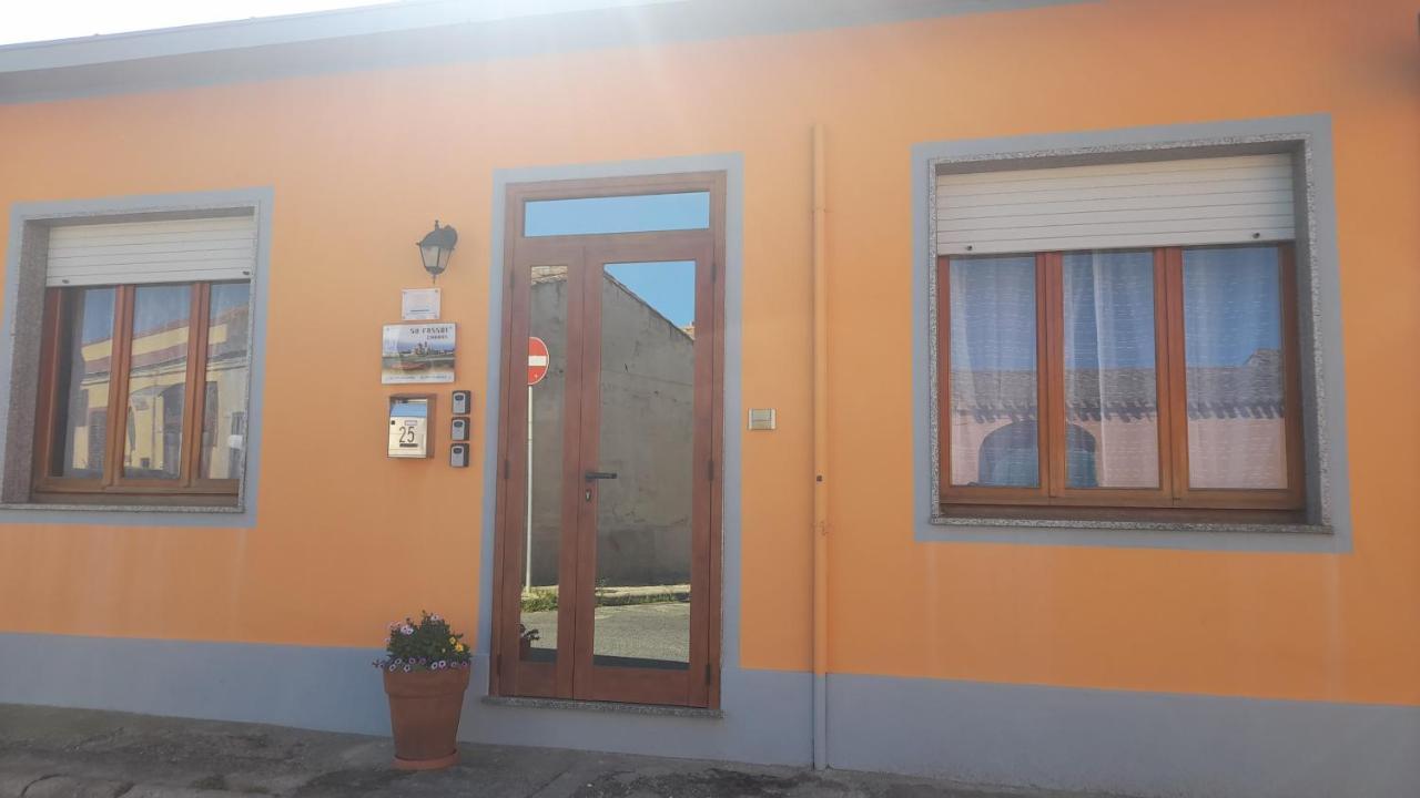 Su Fassoi Cabras Bed & Breakfast Dış mekan fotoğraf
